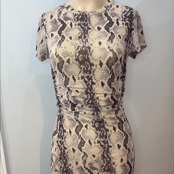 Elegant Snake Print Dress - Picture 2 of 8